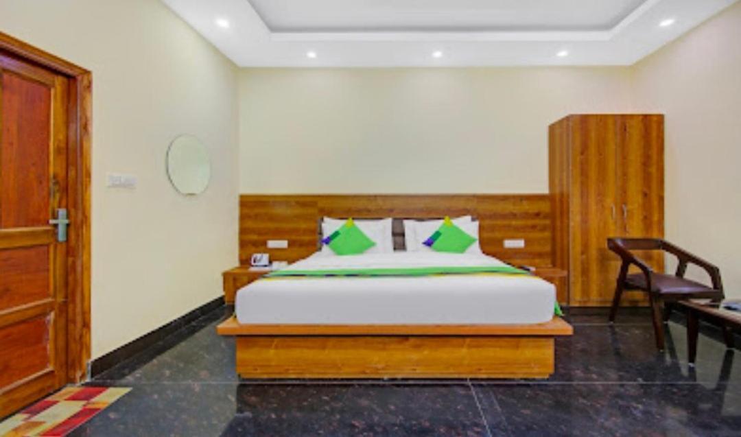 Hotel Premier Noida 135 Ngoại thất bức ảnh